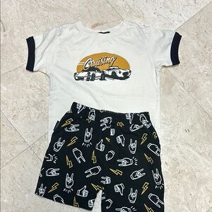 Boys DOT Shorts & Wee Monster T-shirt size 4